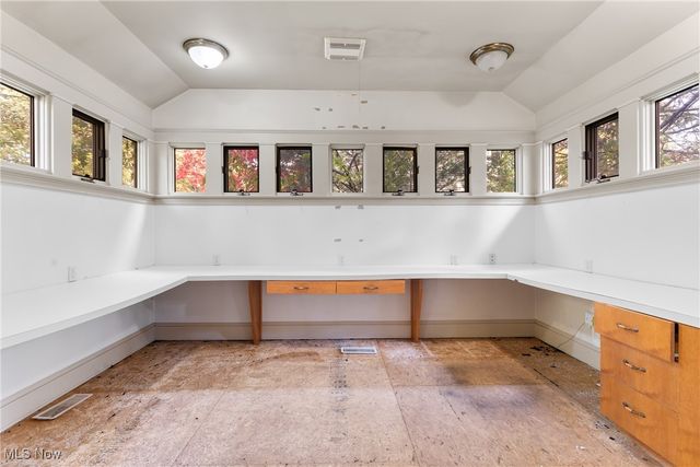 1798 Middlehurst Road, Cleveland Heights, OH 44118