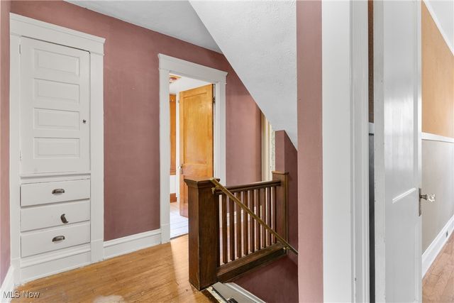 1798 Middlehurst Road, Cleveland Heights, OH 44118