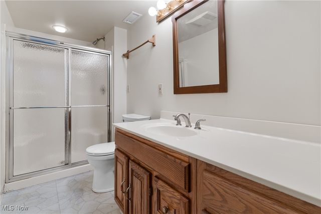 1798 Middlehurst Road, Cleveland Heights, OH 44118