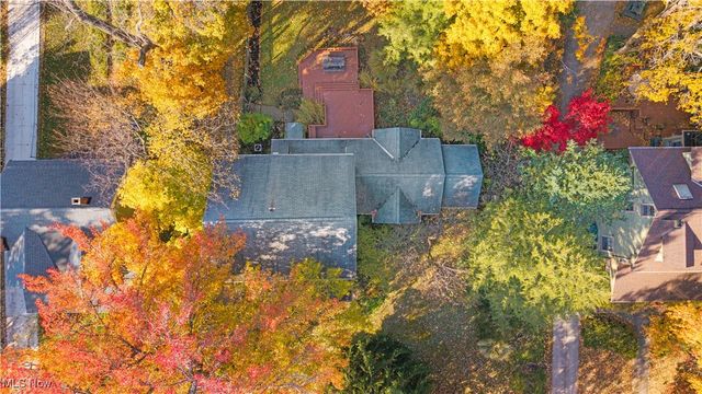 1798 Middlehurst Road, Cleveland Heights, OH 44118