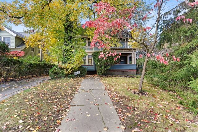 1798 Middlehurst Road, Cleveland Heights, OH 44118