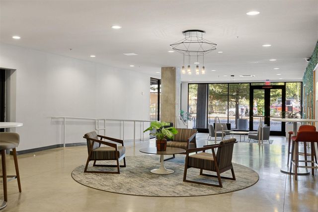 1800 E 4th ST 327, Austin, TX 78702