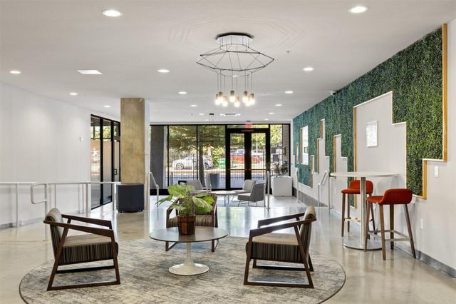 1800 E 4th ST 327, Austin, TX 78702