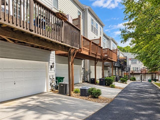 2318 Limehurst Drive NE 101, Atlanta, GA 30319