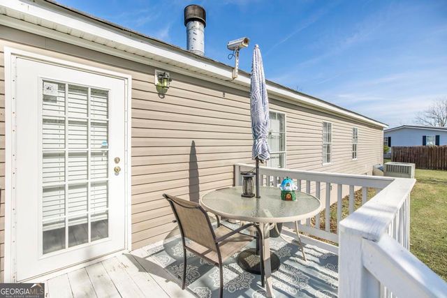 205 Arrlington Bend, Byron, GA 31008