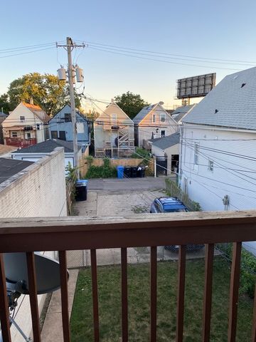 3013 W Belmont Avenue, Chicago, IL 60618