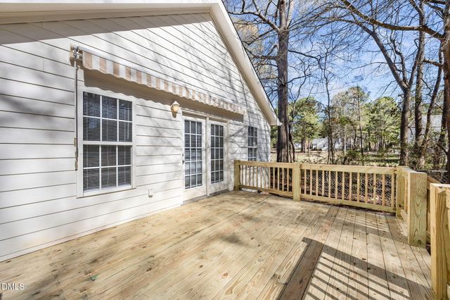 1725 Cobblestone Drive, Creedmoor, NC 27522