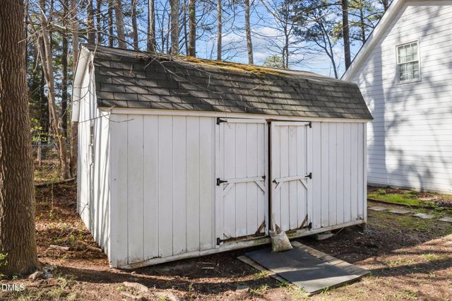 1725 Cobblestone Drive, Creedmoor, NC 27522