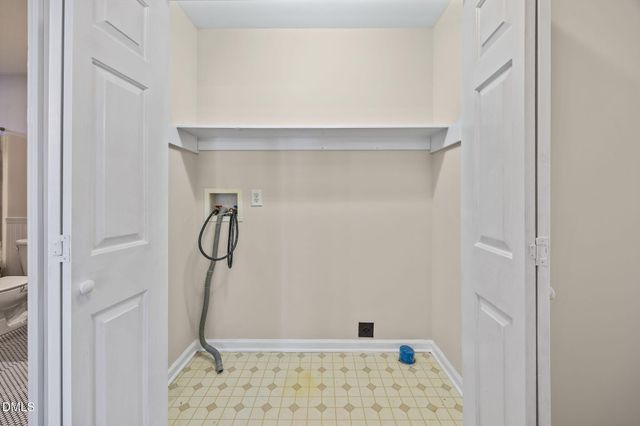 1725 Cobblestone Drive, Creedmoor, NC 27522