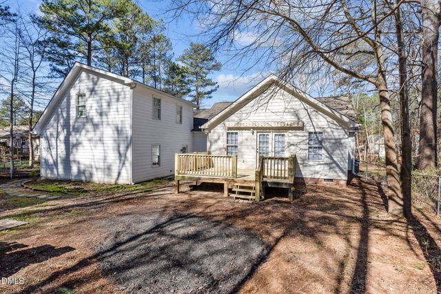 1725 Cobblestone Drive, Creedmoor, NC 27522