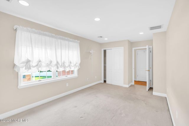 1374 Cabernet Court, Toms River, NJ 08753
