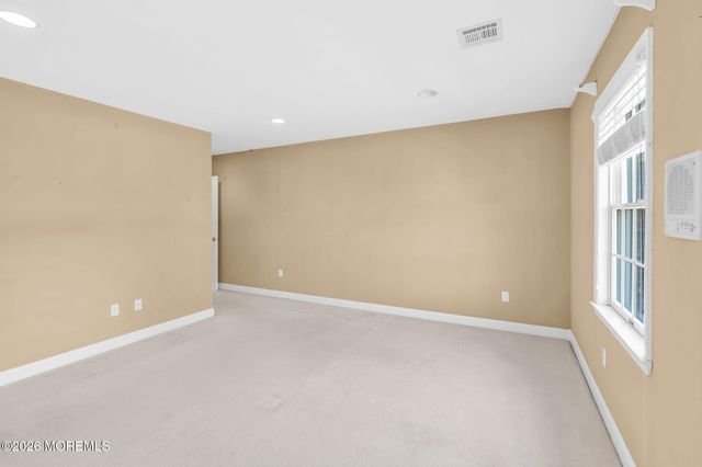 1374 Cabernet Court, Toms River, NJ 08753