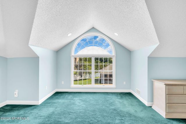 1374 Cabernet Court, Toms River, NJ 08753