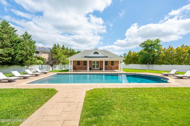 1374 Cabernet Court, Toms River, NJ 08753