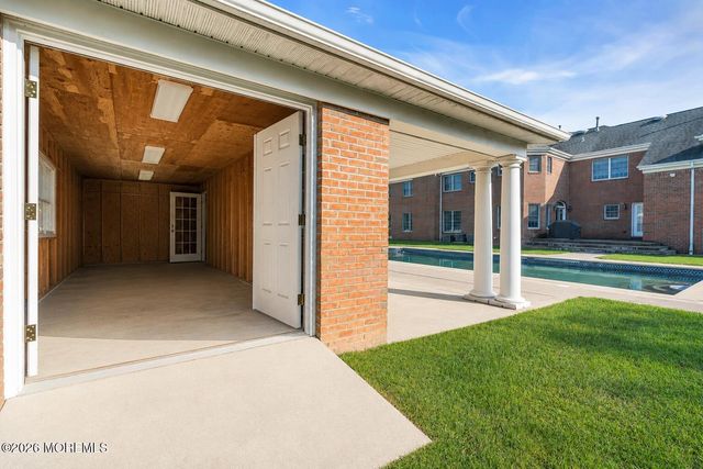 1374 Cabernet Court, Toms River, NJ 08753