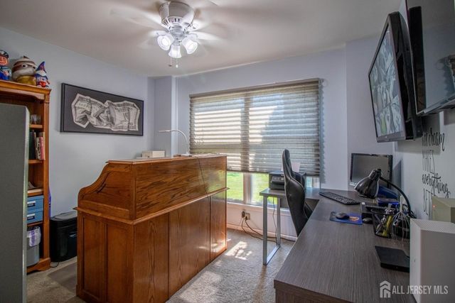 30 Brandon Avenue, Monroe, NJ 08831
