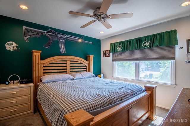 30 Brandon Avenue, Monroe, NJ 08831