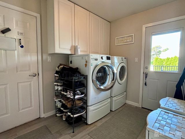 30 Brandon Avenue, Monroe, NJ 08831