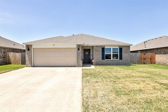 503 Fox Burrow Lane, Newcastle, OK 73065