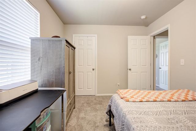 503 Fox Burrow Lane, Newcastle, OK 73065