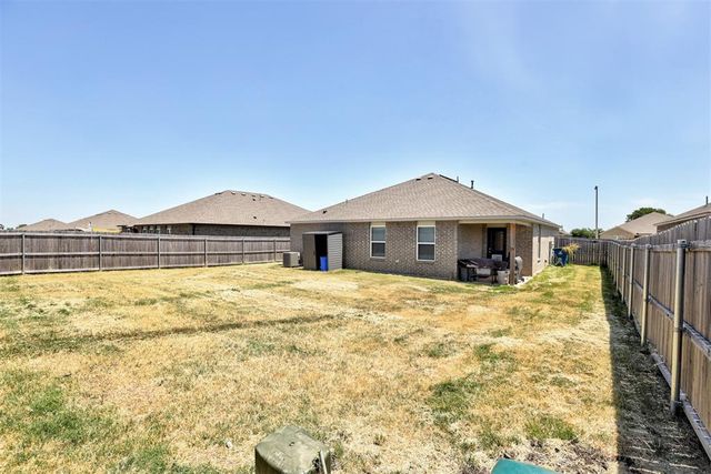 503 Fox Burrow Lane, Newcastle, OK 73065