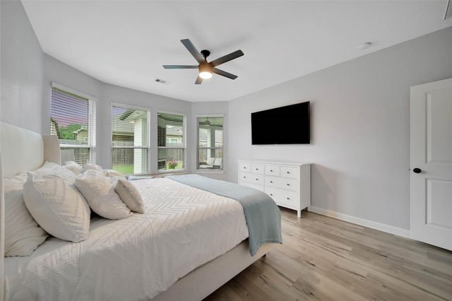 12935 Northpointe Bend Drive, Tomball, TX 77377