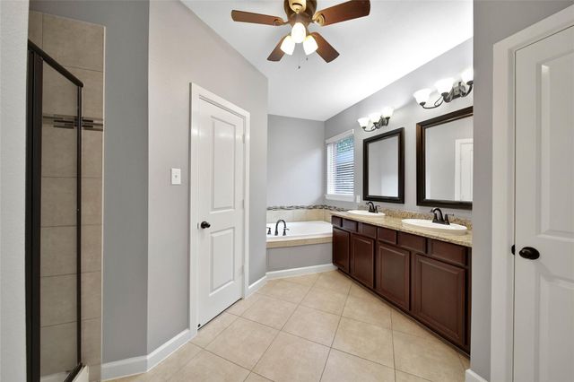 12935 Northpointe Bend Drive, Tomball, TX 77377