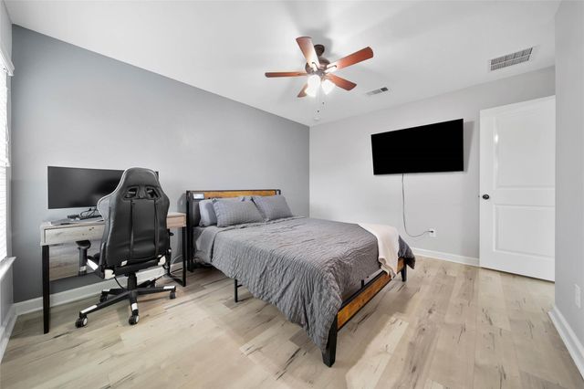 12935 Northpointe Bend Drive, Tomball, TX 77377