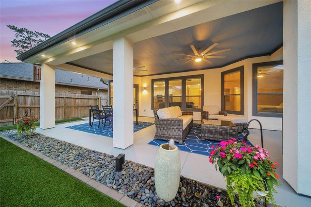 12935 Northpointe Bend Drive, Tomball, TX 77377