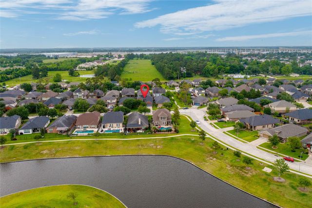 12935 Northpointe Bend Drive, Tomball, TX 77377