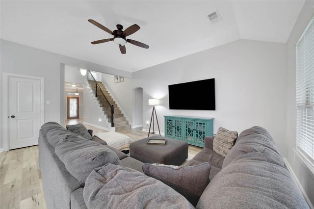 12935 Northpointe Bend Drive, Tomball, TX 77377