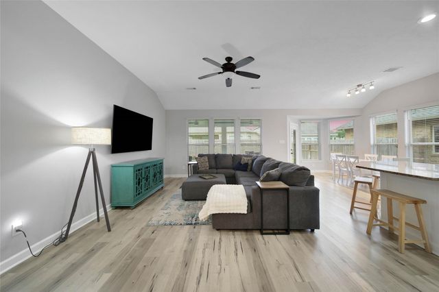 12935 Northpointe Bend Drive, Tomball, TX 77377