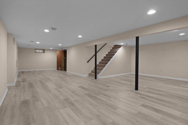 1335 Calhoun Street, Kalamazoo, MI 49006