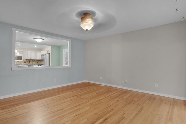 1335 Calhoun Street, Kalamazoo, MI 49006