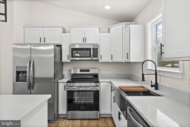 16529 DAWN BLVD, Hanover, VA 23069