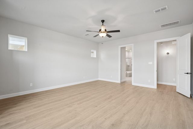 12131 Canal View Boulevard, Mont Belvieu, TX 77523