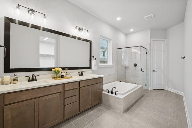 12131 Canal View Boulevard, Mont Belvieu, TX 77523