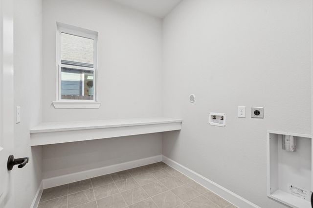 12131 Canal View Boulevard, Mont Belvieu, TX 77523