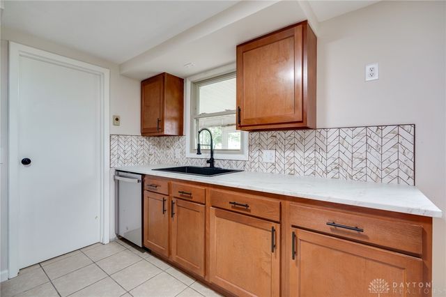 5400 Arcanum Bearsmill Road, Greenville, OH 45331