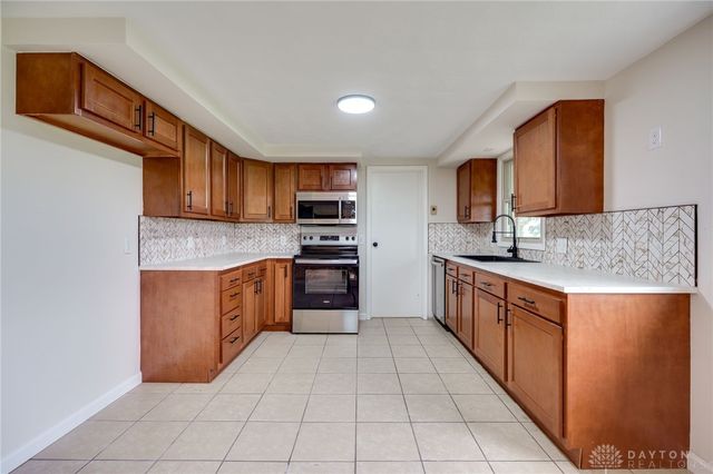 5400 Arcanum Bearsmill Road, Greenville, OH 45331