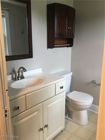 9474 Roxbury Road, Parma Heights, OH 44130