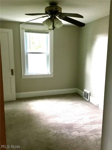 9474 Roxbury Road, Parma Heights, OH 44130