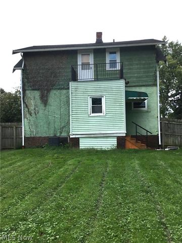 9474 Roxbury Road, Parma Heights, OH 44130