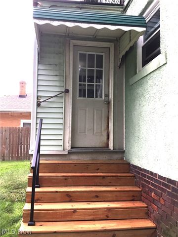 9474 Roxbury Road, Parma Heights, OH 44130