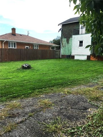9474 Roxbury Road, Parma Heights, OH 44130
