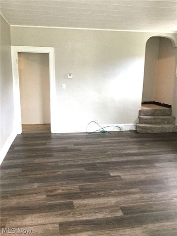 9474 Roxbury Road, Parma Heights, OH 44130