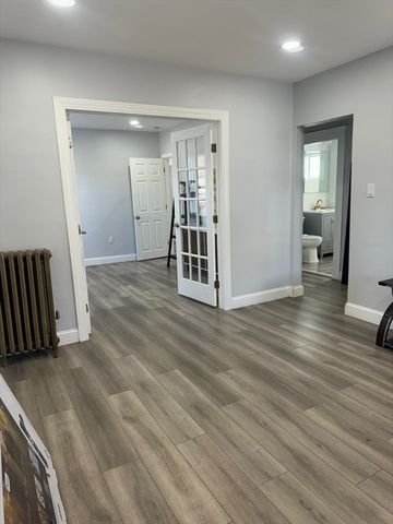 103 Bowen 1, Medford, MA 02155
