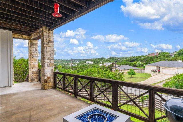 22308 Shotts DR, Spicewood, TX 78669