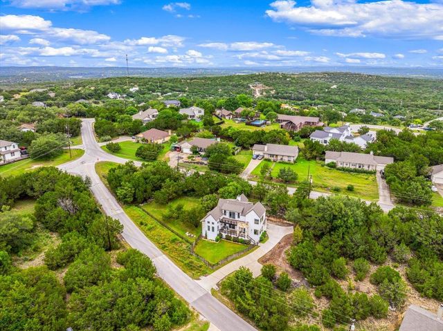 22308 Shotts DR, Spicewood, TX 78669