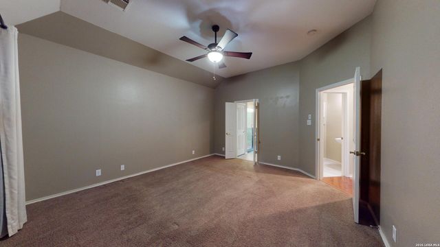 200 Nandina Ct, Cibolo, TX 78108